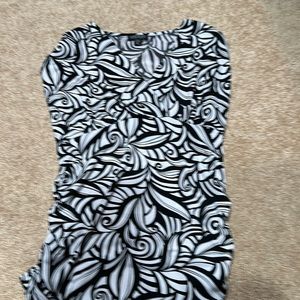 One West New York top size small